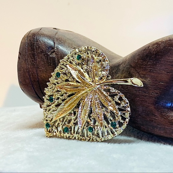 Vintage Leaf Rhinestone Brooch - Picture 3 of 6
